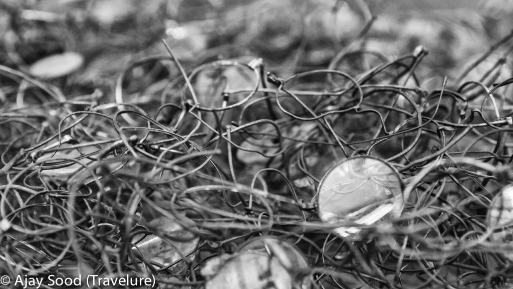 Auschwitz - A Moving Photo Essay