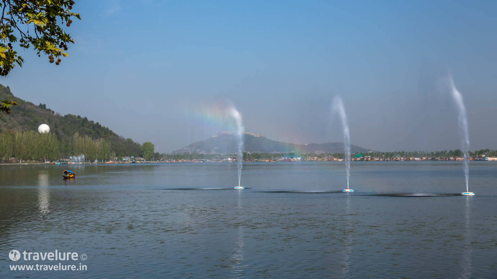 Romancing India's Best Loved Lake - Dal Lake