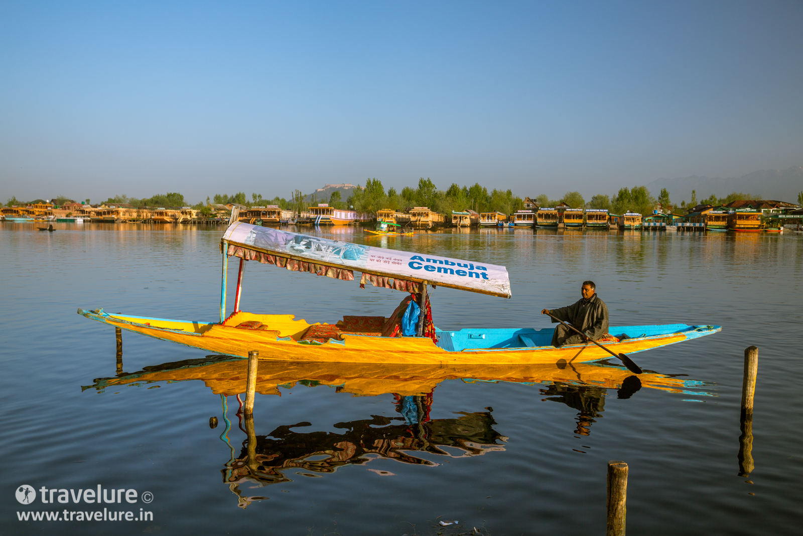 Romancing India's Best Loved Lake - Dal Lake