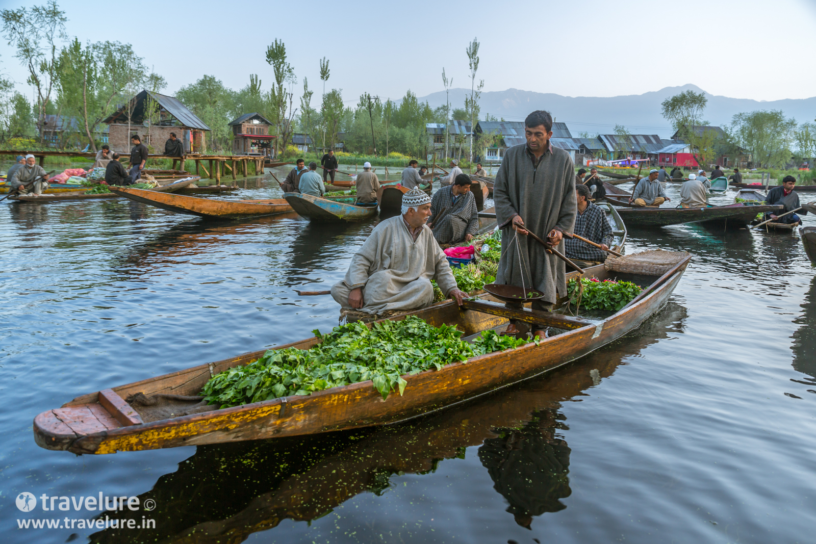 Romancing India's Best Loved Lake - Dal Lake