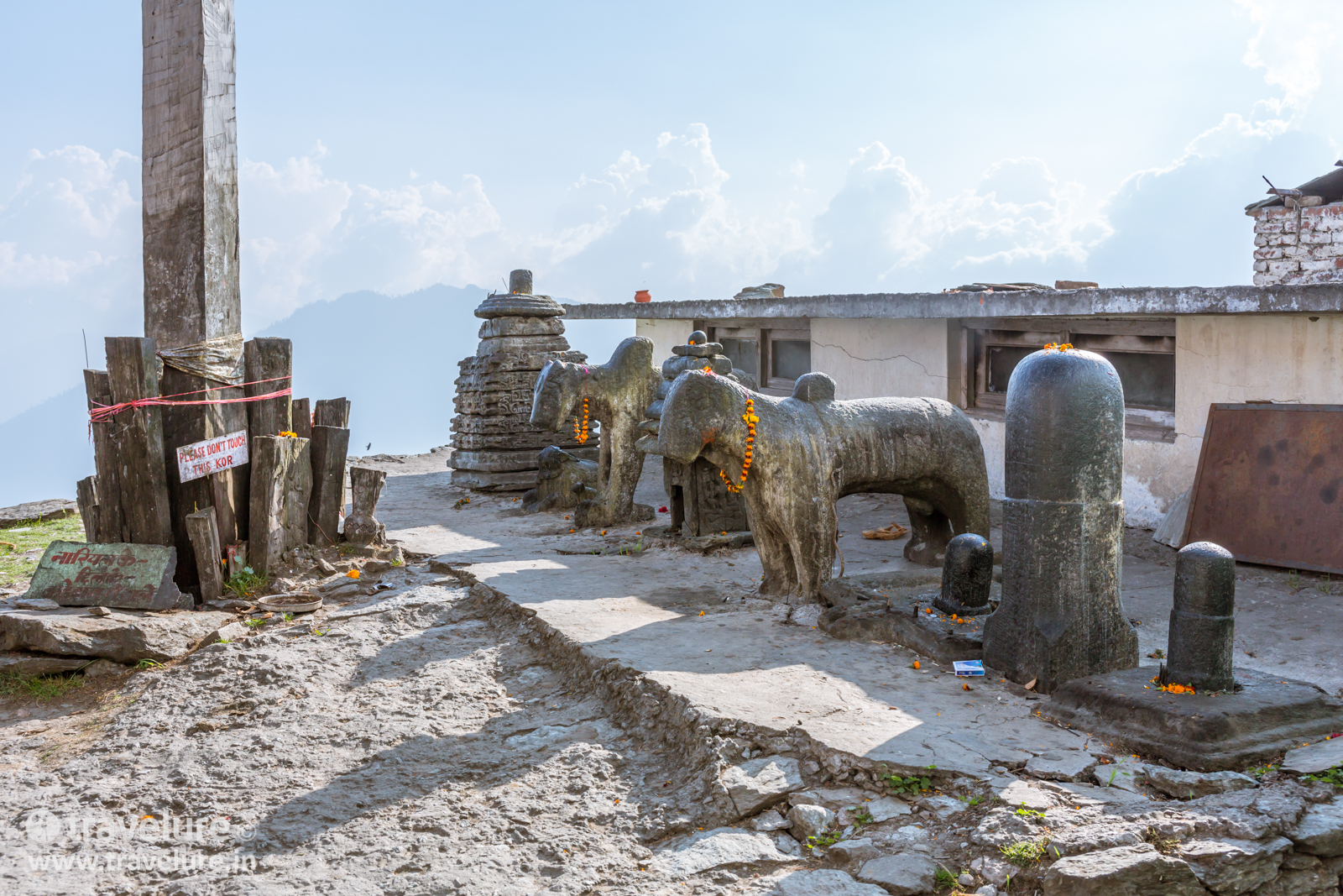 Nandi Bull and Shivalingas are expected when you embark on the Bijli Mahadev Trek – Kullu Attraction