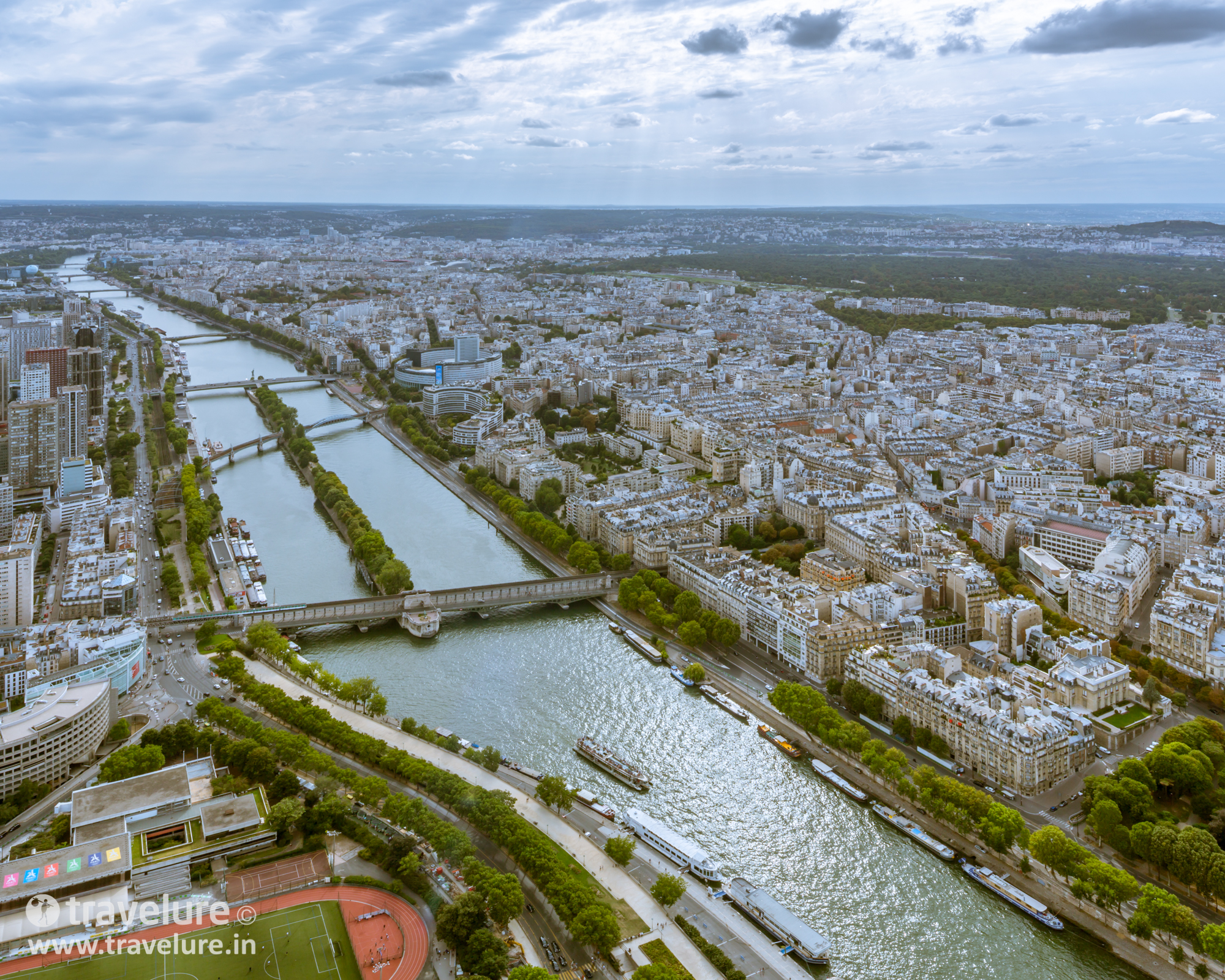 View of River Seine in Paris Instagram Roundup