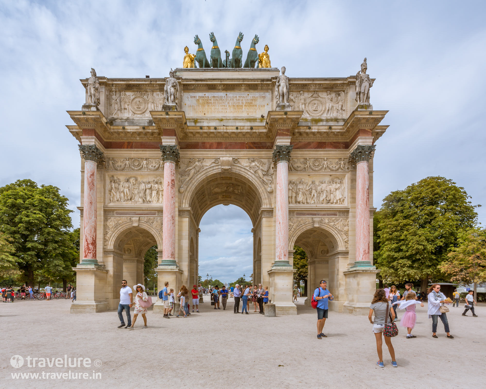 Arc de Triomphe du Carrousel - Paris Instagram Roundup