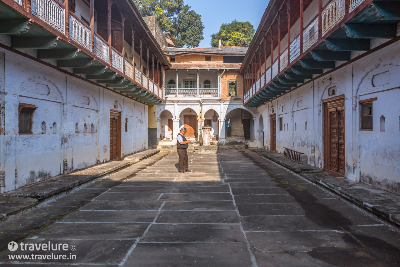 Butel Haveli near Garli - Pure Air. Pure Art. Pure Heritage.