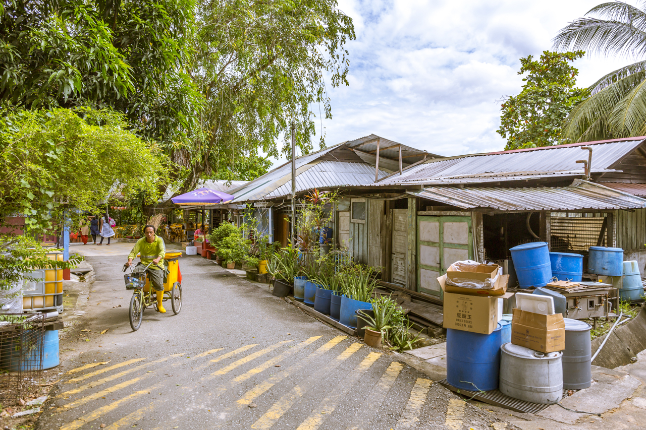 Pulau Ubin - Back to the Roots - Last Kampung of Singapore