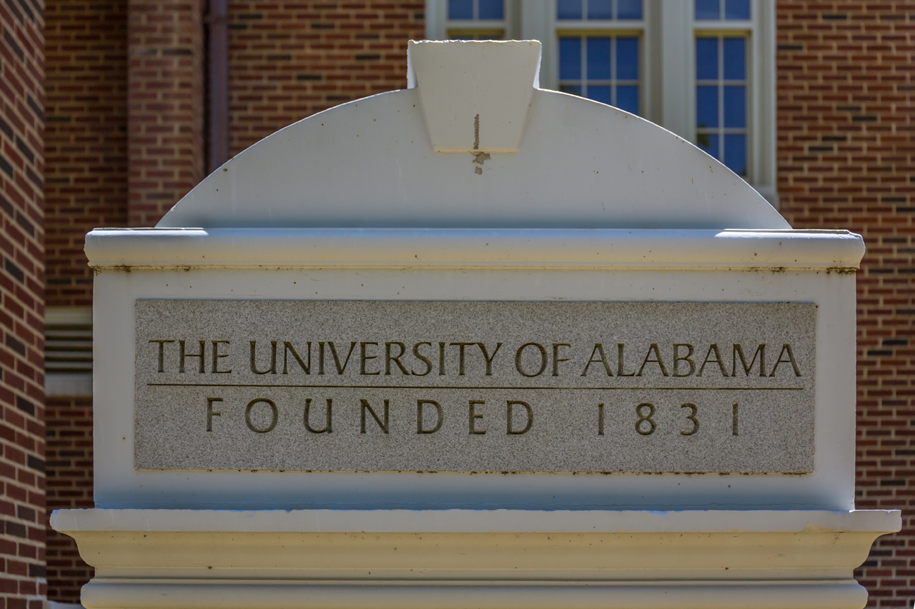 University of Alabama established in 1831 - Tuscaloosa - Roll Tide!