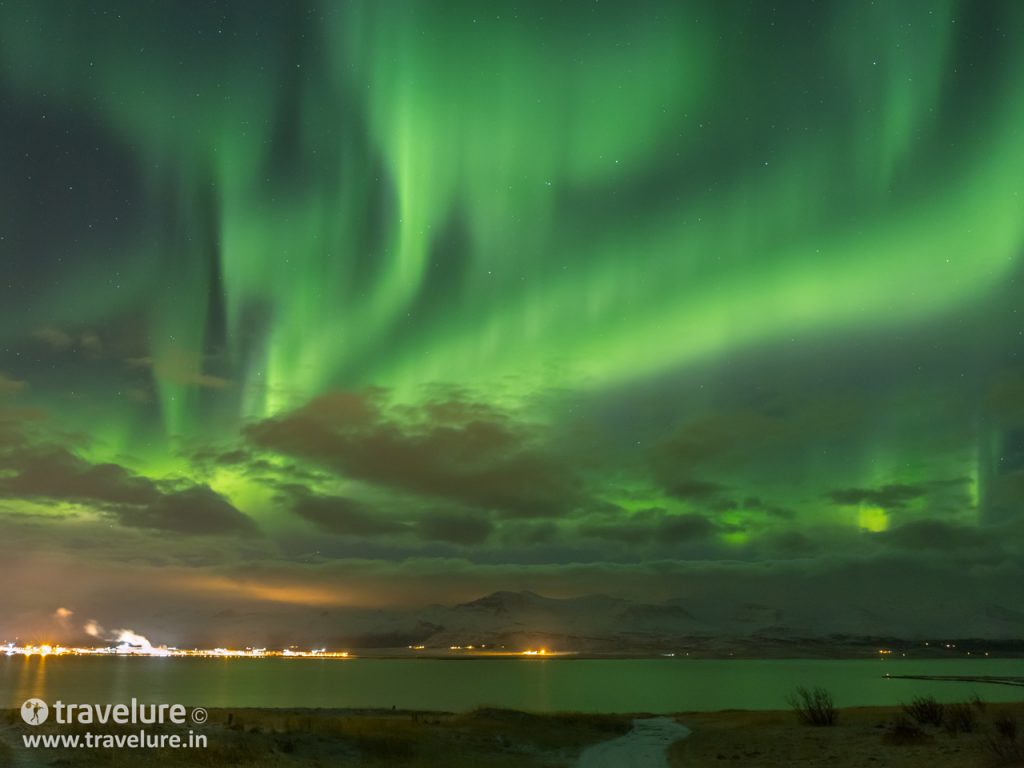 Ice and Lava Tour turns into Northern Lights Tour - Instagram Roundup - Iconic Iceland. Northern Lights near Reykjavik. Iceland blew my mind with the diverse facets of nature it offers. I hope you enjoy Instagram Roundup – Iconic Iceland as much as my other Instagram roundups. - Travelure © #Iceland #Glacier #Langjökull #Reykjavik #NorthernLights #Aurora