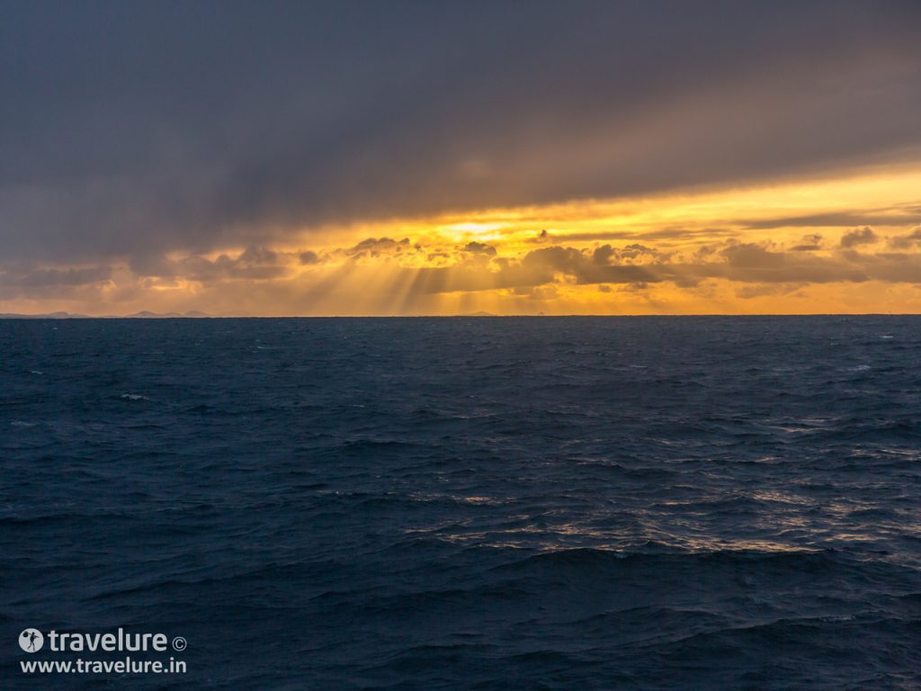 Iceland blew my mind with the diverse facets of nature it offers. I hope you enjoy Instagram Roundup – Iconic Iceland as much as my other Instagram roundups. - Travelure © - Instagram Roundup - Iconic Iceland #Iceland #Reykjavik Sunset over North Atlantic Ocean - Instagram Roundup - Iconic Iceland