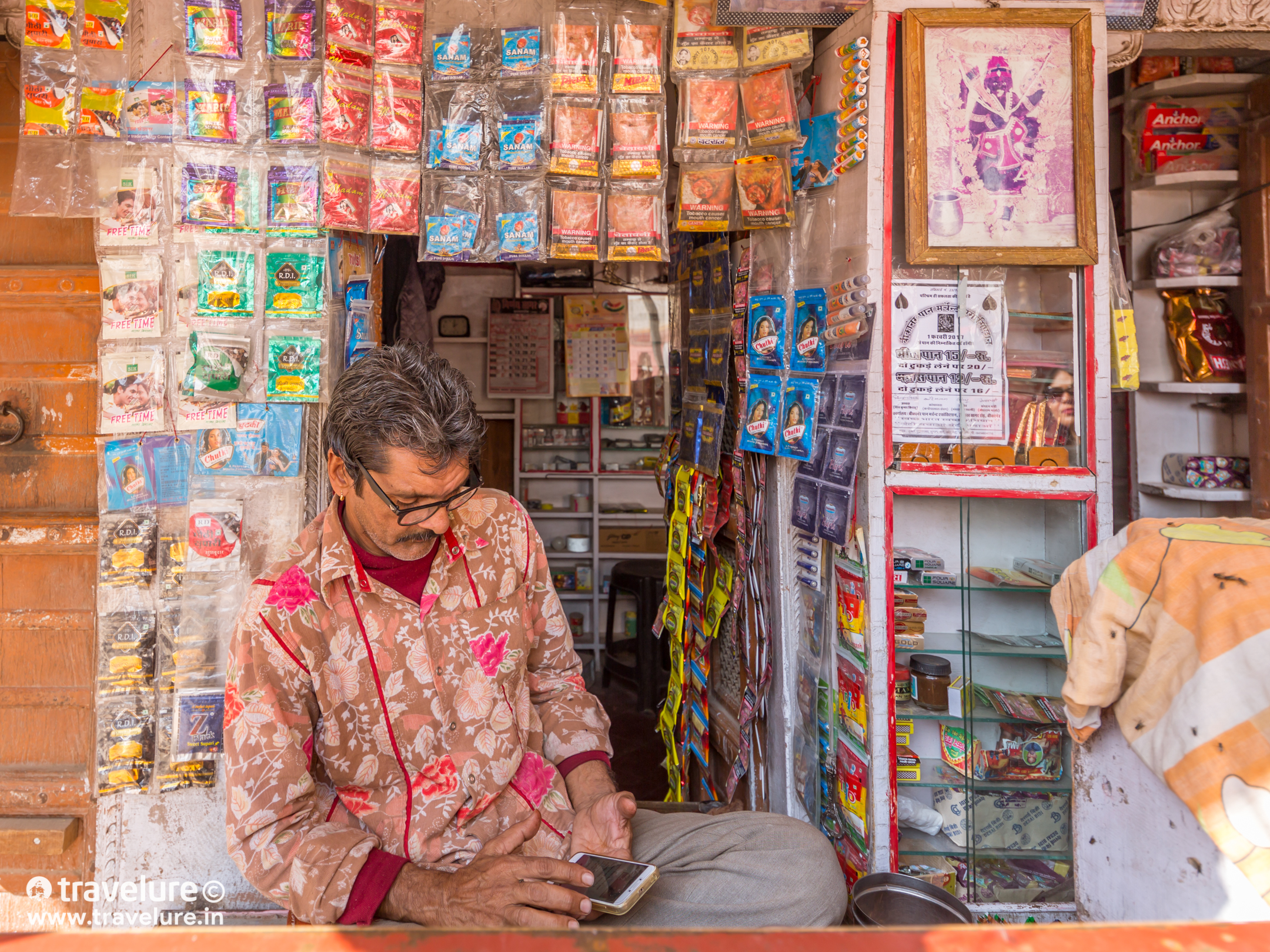 This is my second Instagram series on Rajasthan. I did this second series as it is not possible to do justice to this state that offers culture, heritage, wildlife, landscapes, slice-of-colourful-life, and more. #Rajasthan #India #culture #travel #travelure #traveler #desert #colours #Instagram #incredibleindia - Instagram Roundup - Rural Rajasthan Rhapsody - Travelure ©