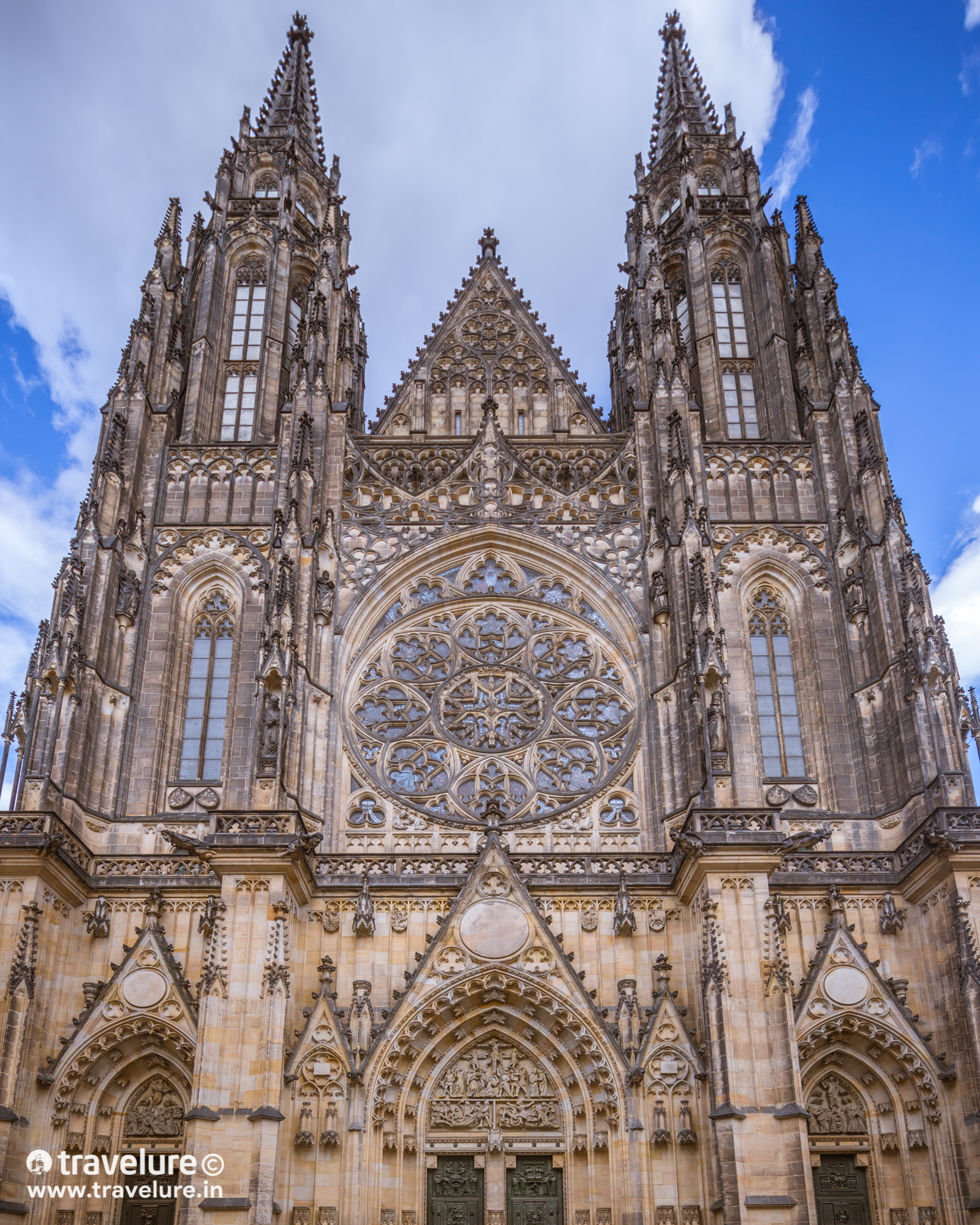 Saint Vitus Cathedral, Prague Castle. Czech out 35 stunning images from one of the most scenic destinations in Eastern Europe - Prague. Special mention: Charles bridge & its 30 statues! #Prague #Czechia #CzechRepublic #Instagram Instagram Roundup Prague Czech Republic