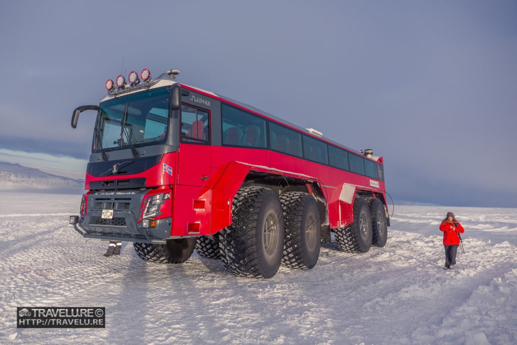 The monster truck with 74-inch diameter tyres in Long Glacier Langjökull Iceland - Travelure ©