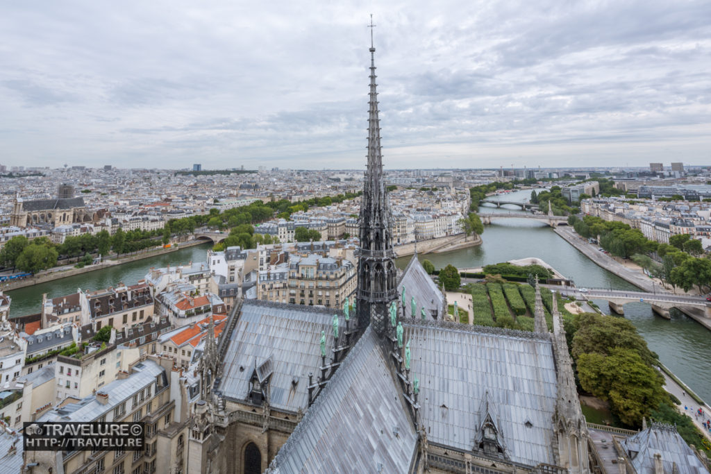 The ill-fated spire and roof of Notre-Dame that caved in during the 15th April 2019 fire - Travelure ©