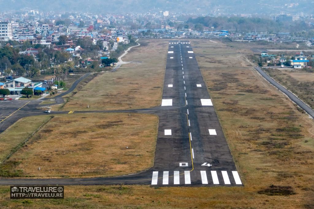 A view of runway as our ultralight plane lines up for landing - Travelure ©