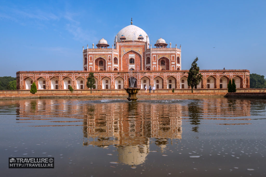 Humayun Tomb and its reflection in the fountain pond on the rear - Travelure ©