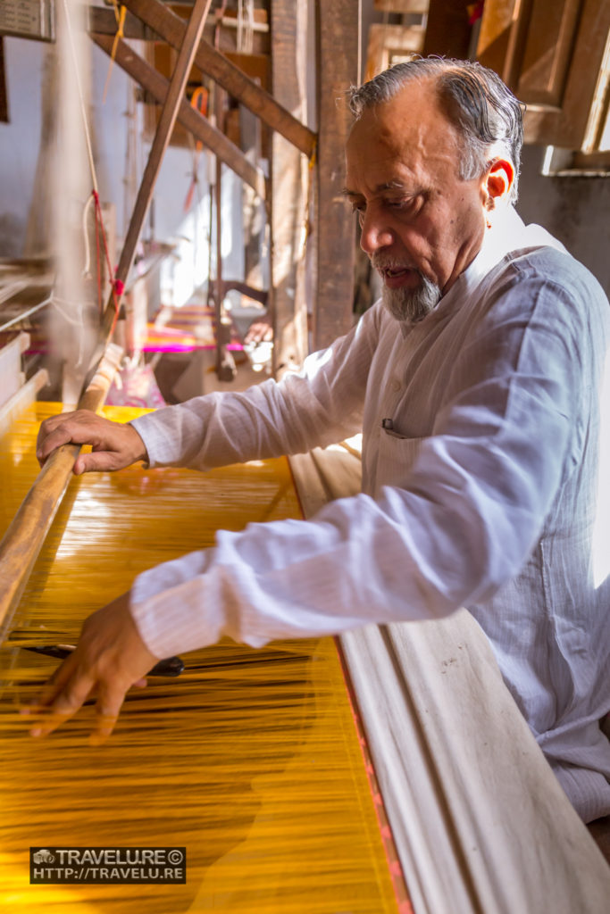 Maqbool Hasan, Banaras – President’s Award Recipient in silk weaving - Travelure ©