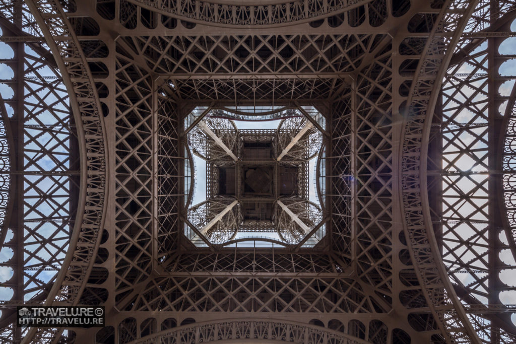 Eiffel Tower, as seen from underneath - Travelure ©