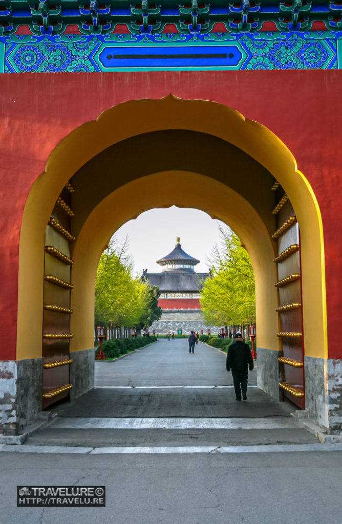 South Gate of Temple of Heaven - Travelure ©