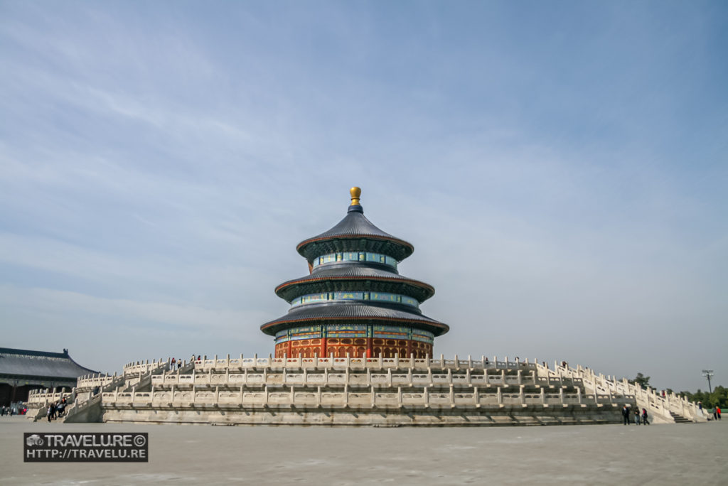 The impressive structure of the Hall of Prayer for Good Harvest - Travelure ©