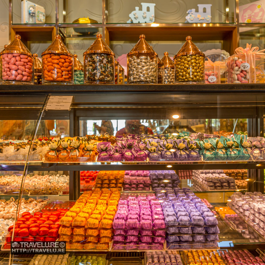 A well-stocked confectionary outlet - Travelure ©