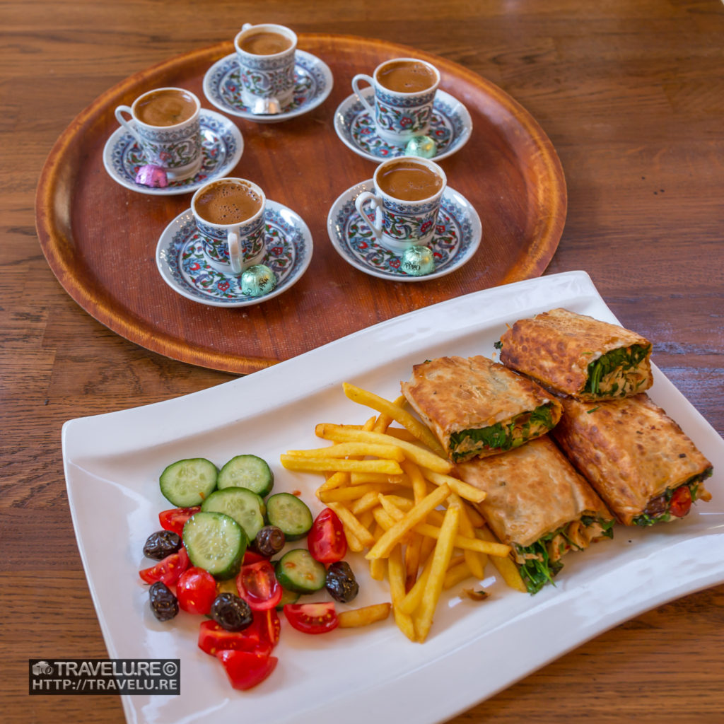 A well-plated breakfast! - Gaziantep Turkey - Travelure ©