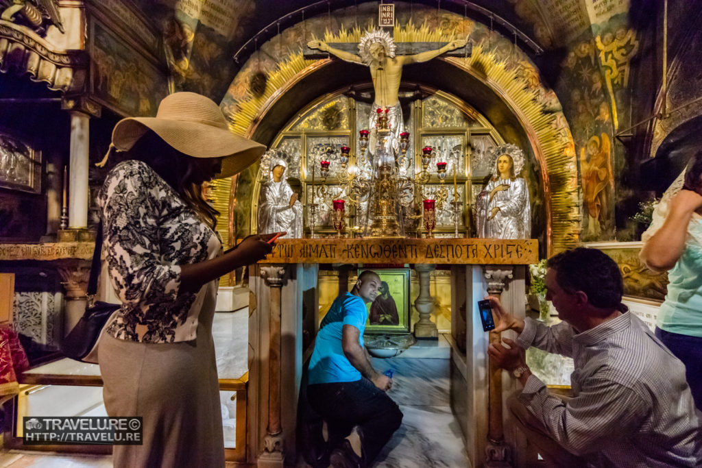 Here, Jesus was crucified - Travelure ©