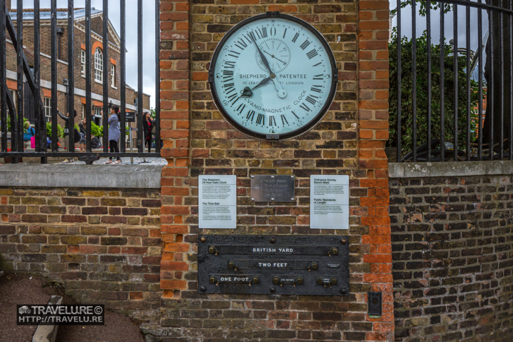 Shepherd's 24-hour gate clock, outside the Royal Observatory, Greenwich - Travelure ©