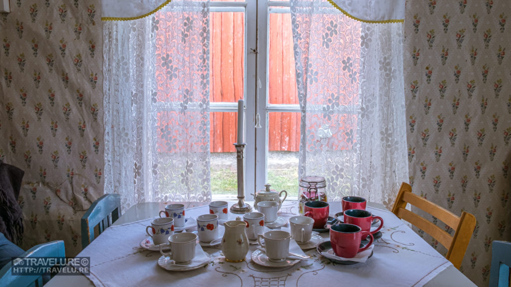 High tea at a Church Town cottage - Travelure ©