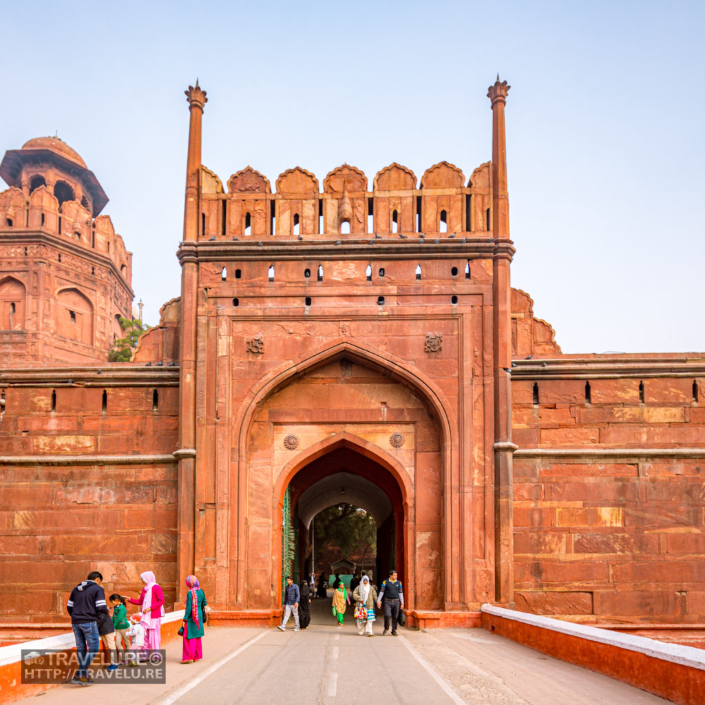 A secondary entrance to the Fort - Travelure ©