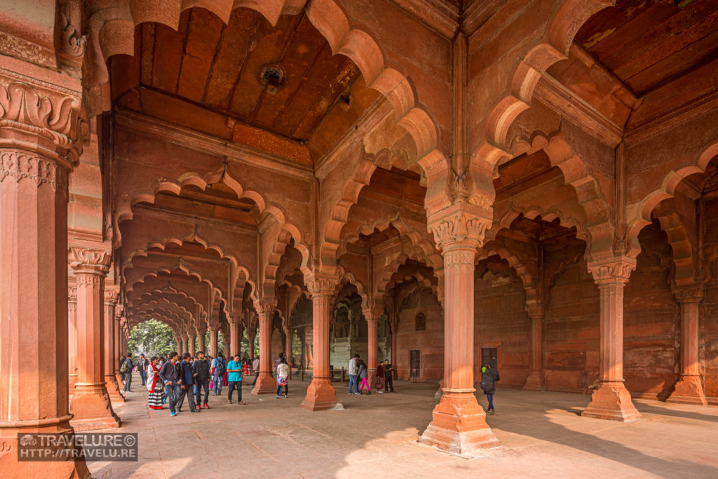 Diwan-i-Aam or House of Commons, built with red sandstone - Travelure ©