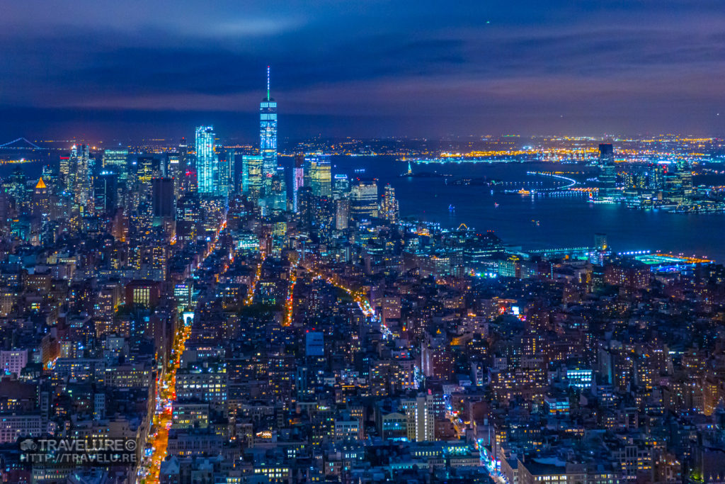 NYC Skyline - The Beauty of the Blue Hour - Travelure ©