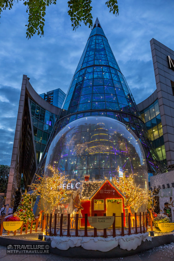 Orchard Road, Singapore during Christmas Season - The Beauty of the Blue Hour - Travelure ©