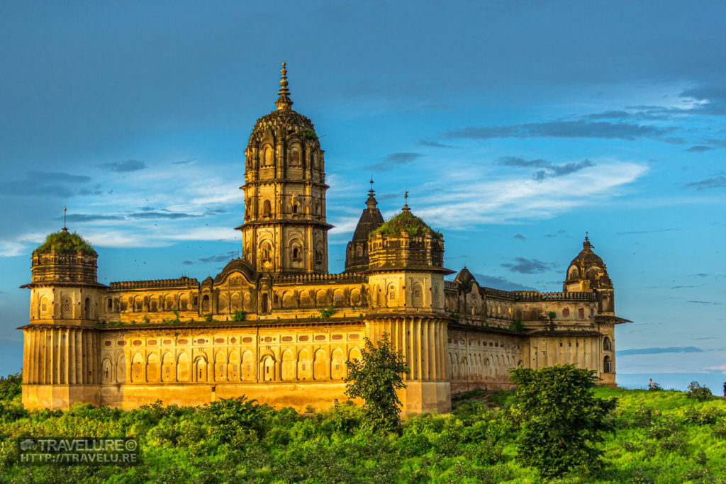 Lakshmi Temple, Orchha - Travelure ©