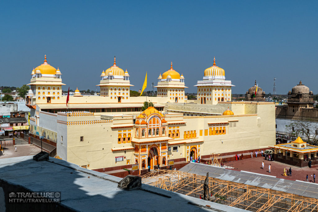 Raja Ram Temple, a part of Rani Mahal, Orchha - Travelure ©