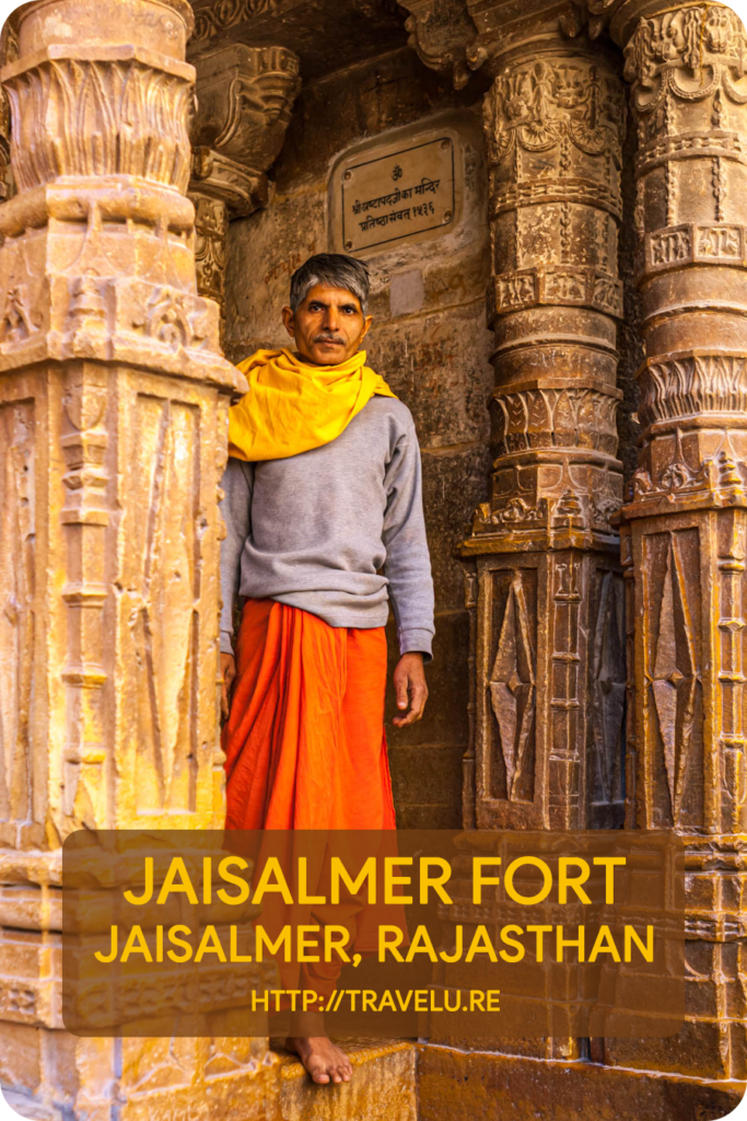 As a living fort, it has seen a huge influx of tourists savouring pre-modernist lifestyle. They come to live like locals but seldom stay true to the cause. - Jaisalmer Fort, Jaisalmer, Rajasthan - Travelure ©