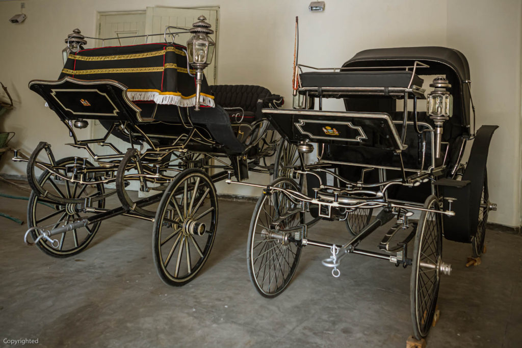 Horse-coaches on display in the Vintage Cars Museum - Travelure ©