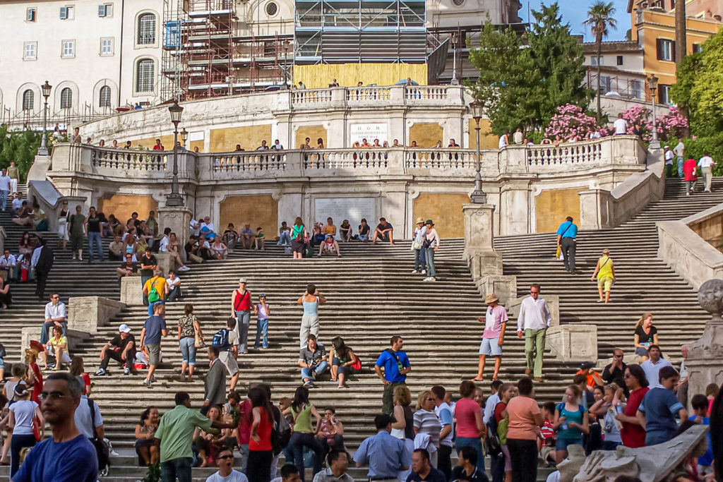 The vast expanse of Spanish Steps - Travelure ©