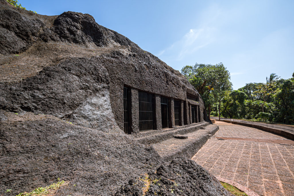 Harvalem Caves date back to the 6th century CE - Travelure ©