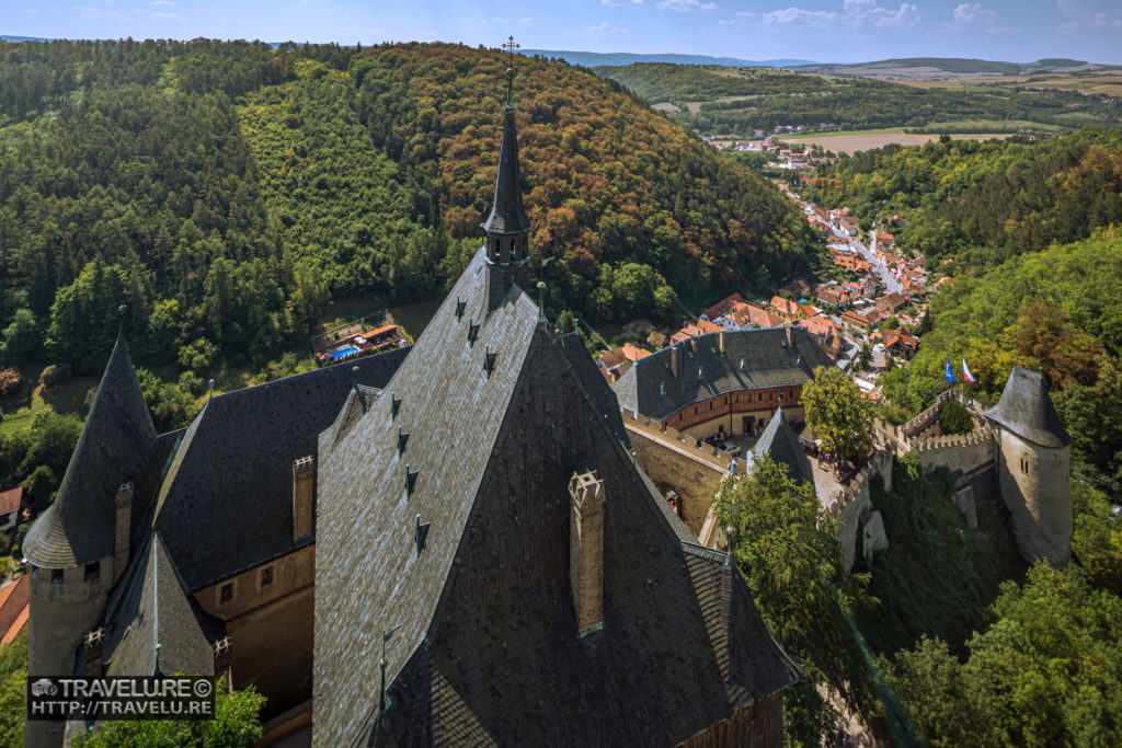 The village beneath almost seems like a village of Liliputians - Travelure ©