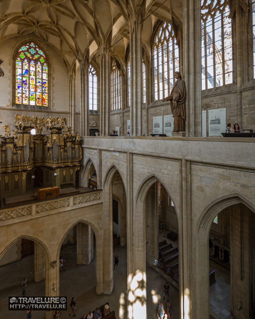 Various floors of the church - Travelure ©