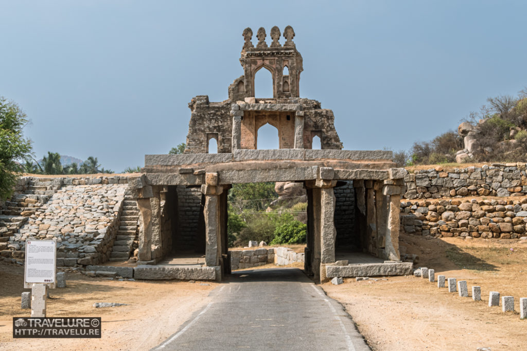 Talarigatta Gate, Hampi - Travelure ©