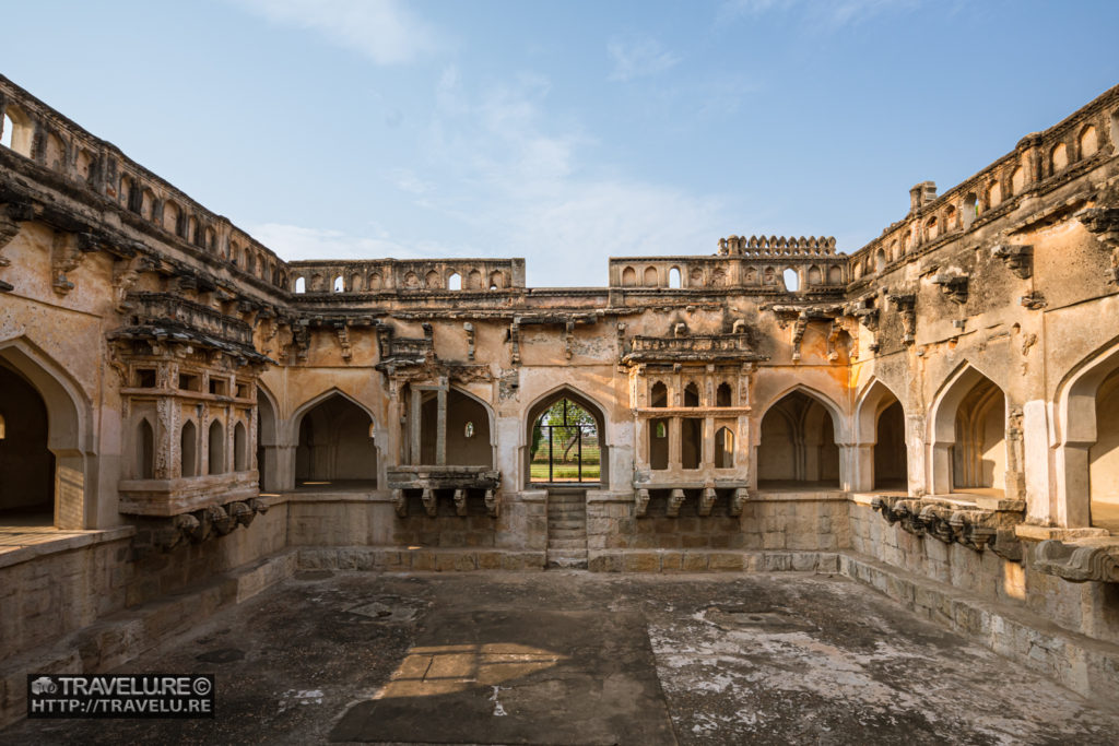 The Queen's Bath - Travelure ©