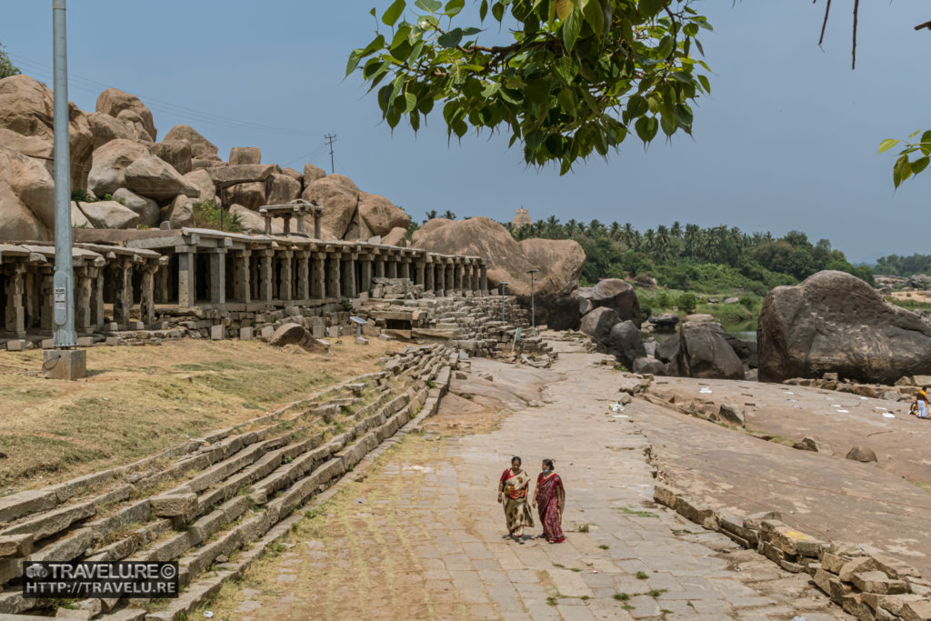 Courtesans Street runs along the south bank of River Tungabhadra - Travelure ©