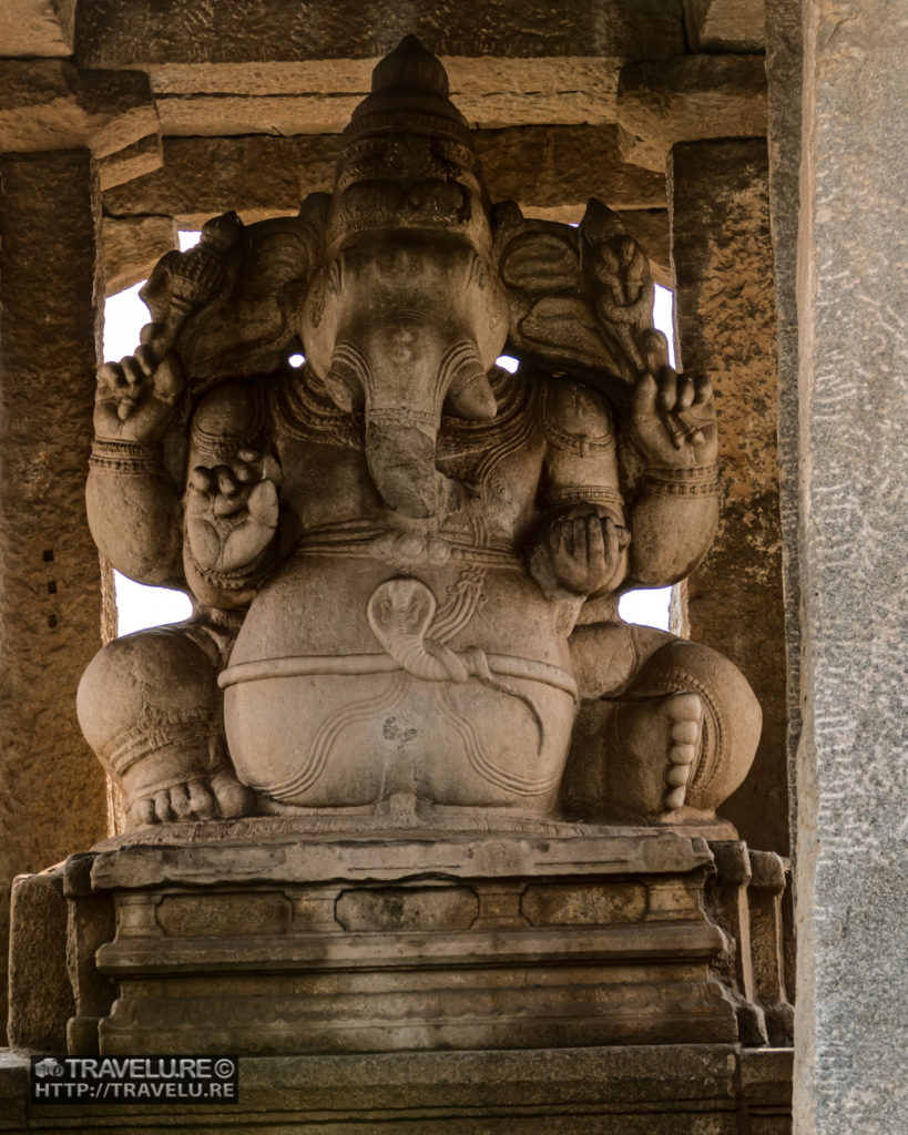 Kadalekalu Ganesha - Travelure ©