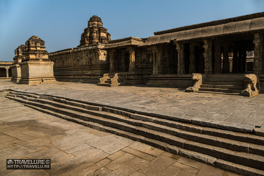 The sprawling complex of Krishna Temple - Travelure ©