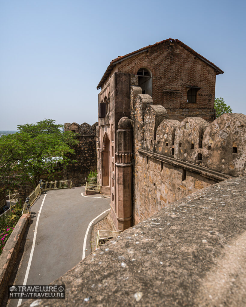 Fort's entrance for visitors - Travelure ©