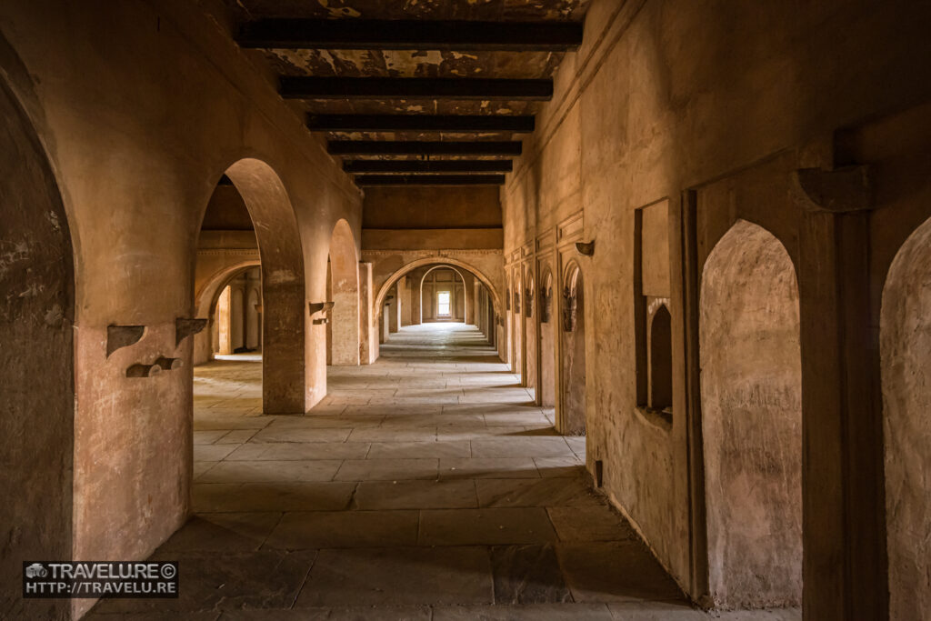 Inside Panch Mahal - Travelure ©